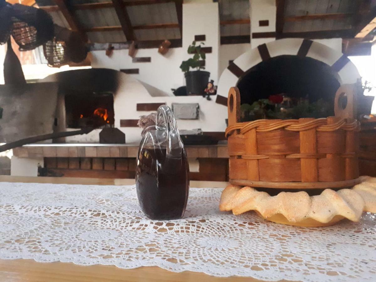 Pensiunea Casa Godja Văleni Eksteriør bilde
